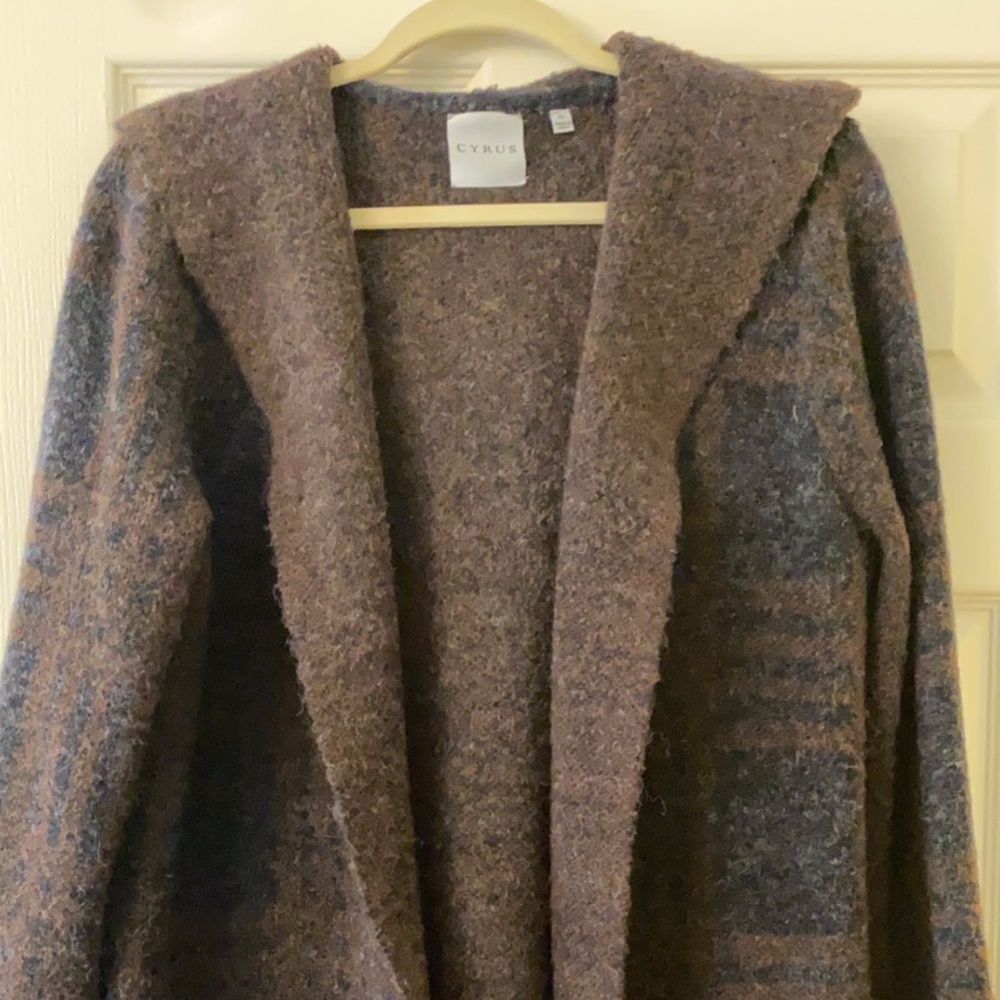 Cyrus wool looking long jacket